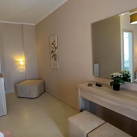 Petani Hotel Vovikes