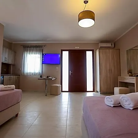 Petani Hotel Vovikes