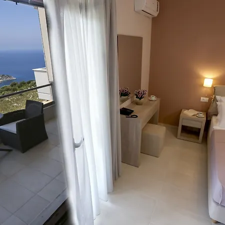 Hotel Petani 3*