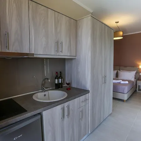 Petani Hotel 3*